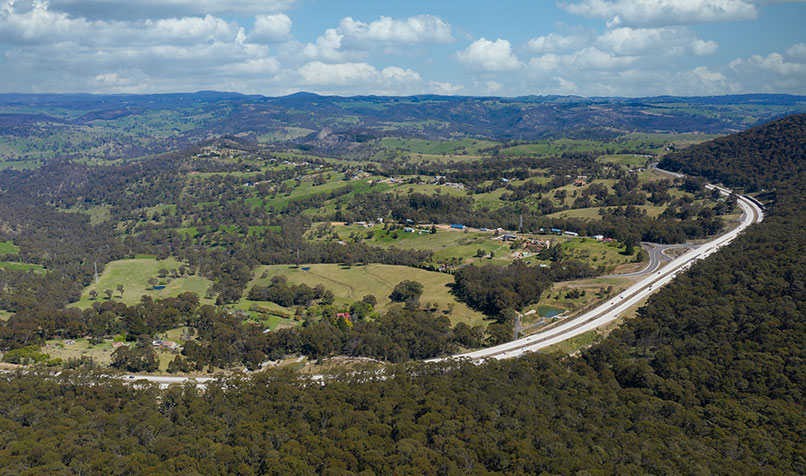The Federal Government will help fund upgrades to the Great Western Highway through the Blue Mountains.
